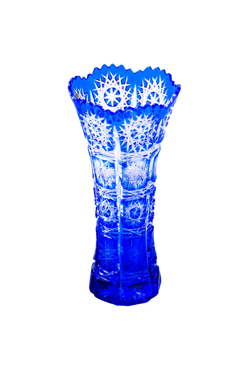 CAESAR CRYSTAL BOHEMIAE - Vase Petra – An artifact suited to fine taste and great functionality
